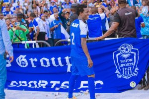Bwa mbere Rayon sports yisabiye abafana kugura umukinnyi w'Umunya Uganda