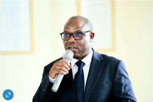 Mayor wa Gicumbi watijwe intara ashobora gusubirana umwanya yahoranye-Min J.Claude
