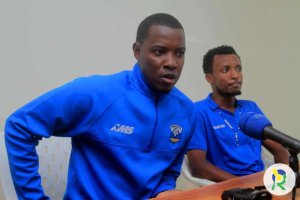 Jimmy Mulisa yavanwe mu batoza b'Amavubi mbere y'umukino wayo Senegal 