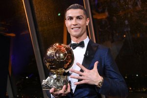 Cristiano Ronaldo yanenze uko ibihembo bya FIFA The Best na Ballon d'Or bisigaye bitangwa