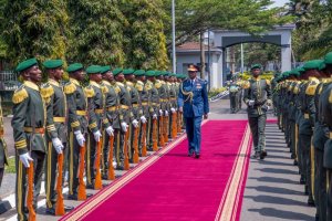 Perezida Kagame yihanganishije Kenya avuga icyo azibukira kuri Gen Ogolla