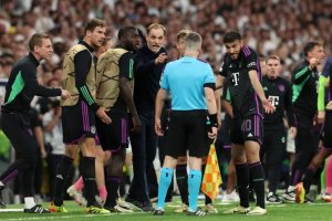 Umutoza Tuchel na benshi mu bakunzi ba ruhago barakajwe n'imisifurire yarengeye Real Madrid