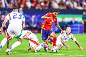 Espagne yabaye ikipe ya kabiri yageze muri 1/8 cya Euro 2024/Argentine yatangiye neza Copa America