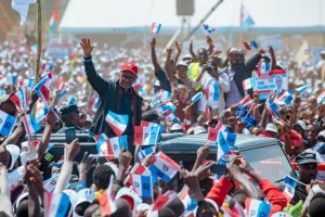 “Ngo ijana ku ijana ishoboka ite? "-Kagame yahaye igisubizo abanenga Demokarasi y'u Rwanda