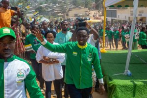 Dr Frank Habineza yarahiriye kuzahagarika ifungwa ry'imipaka ku baturanyi naba Perezida