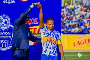 Muhire Kevin yahishuye icyo Rayon Sports yabuze ngo itsinde Azam Fc ku munsi w'igikundiro