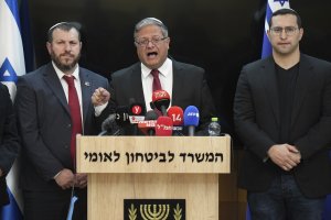Israel: Minisitiri w'Umutekano yavuze ko azegura nihasinywa amasezerano y'agahenge na Hamas