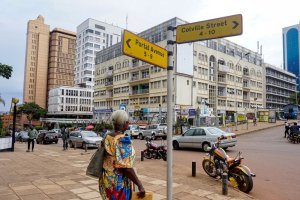 Urukiko twategetse Umujyi wa Kampala guhindura amazina y'imihanda yitiriwe abakoloni