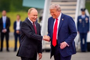 Putin azongera kuganira ku guhagarika intambara ya Ukraine ari uko Trump asuye u Burusiya