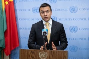 Perezida wa Ecuador yarokotse igitero cy'abashakaga kumwica 