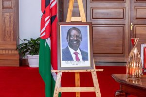 Kenya: Raila Odinga yashyinguwe hafi y'imva ya Se
