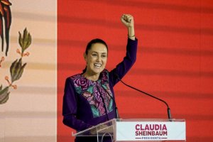 Perezida wa Mexique agiye kurega uwamusomeye mu ruhame