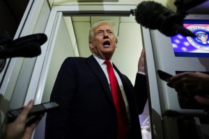 Uri ikigoryi? Trump ku munyamakuru wamubajije iby'ubwicanyi bwabereye i Washington