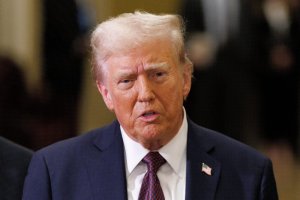 Trump yatangaje ko Venezuela igiye kujya yohereza muri Amerika utugunguru miliyoni 50 tw'ibikomoka kuri peteroli