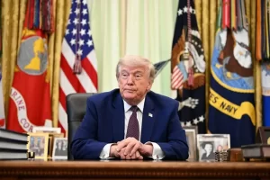Amerika: Abadepite bemeje umwanzuro ugabanya ububasha bwa Trump mu ntambara yo muri Iran