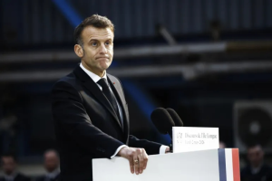 Perezida Macron yasuye Afurika mu ruzinduko rugamije kongera gusubiza icyizere u Bufaransa