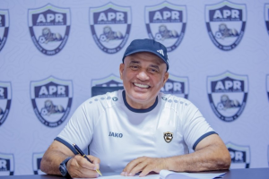 Taleb utemerwa n'abafana yizeye gutoza APR FC no mu mwaka utaha w'imikino