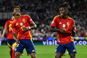  Espagne mu byishimo: Lamine Yamal na Nico Williams biteguye Igikombe cy'Isi