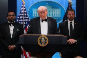 Trump yemeje ko igitero cyagabwe muri White House kitazamubuza gutsinda intambara muri Iran