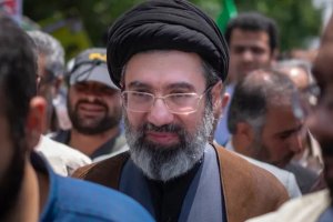 Perezida Trump yateguje urupfu umuhungu wa Ali Ayotallah