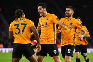 Rutahizamu wa Wolves yasekeje benshi kubera agashya yakoze mbere y'umukino wa Europa League