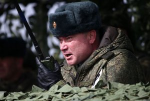 Umusirikare ukomeye mu ngabo z'Uburusiya yarashwe na mudahusha w'Umunya Ukraine arapfa