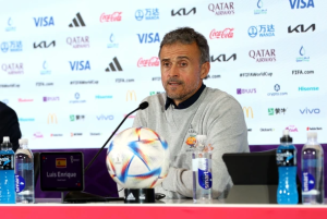 Umutoza Luis Enrique yemereye ikintu kidasanzwe abakinnyi be