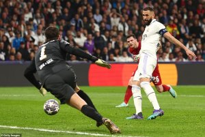 Real Madrid na Napoli zabaye ikipe za nyuma zakatishije itike ya 1/4 cya Champions League