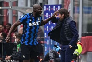 Antonio Conte yibasiye Thomas Tuchel kubera Romelu Lukaku