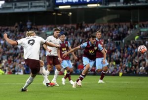 Haaland yatangiranye agahigo gashya muri Premier League 