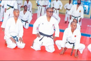 Minisitiri Ngabitsinze yatsindiye Dan ya 2 mu mukino wa Karate