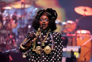  Lauryn Hill agiye guhabwa igihembo cy'icyubahiro nka “Living Legend”