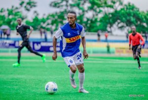 Sekamana Maxime yasheshe amasezerano afitanye na Rayon Sports mu gihe Kimenyi Yves yayireze muri FERWAFA