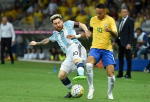 Neymar Jr yibasiye abanya Brazil biyemeje gufana Lionel Messi ku mukino wa nyuma wa Copa America 