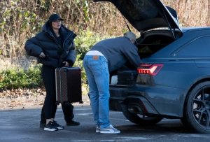 Umugore wa Kyle Walker yamwirukanye mu nzu habura amezi make ngo babyare umwana wabo wa kane