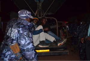 Uganda: Abantu 10 batawe muri yombi bazira kunywera itabi mu ruhame