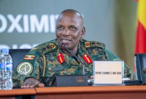 Gen Maj Muhanguzi wa Uganda yagaragaje ko RDC itakabaye icumbikira abanzi b'u Rwanda
