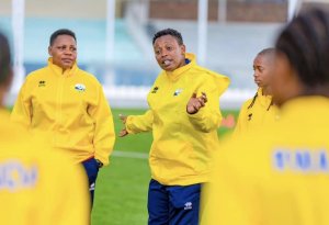FERWAFA yatandukanye n'umutoza w'Amavubi y'abagore imushinja imvugo idakwiriye kuri Ghana
