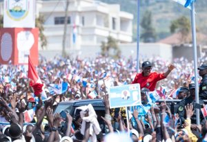  "Ntituzahindure kuba intare,intare ikomeze ari intare"-Perezida Kagame yiyamamaza i Nyarugenge