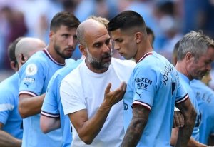 Myugariro Cancelo yibasiye bikomeye umutoza Pep Guardiola wamukuye muri City