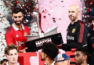 Eric Ten Hag yatangiye akazi muri Manchester United anyagira bikomeye Liverpool