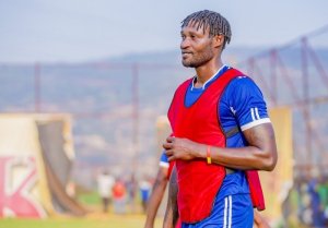 Myugariro Ngendahimana yavuze ikintu cyamugoye cyane muri Rayon Sports
