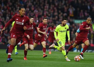 Umubyeyi wa Lionel Messi yakoze igikorwa cyatumye benshi bakeka ko umuhungu we agiye kuva muri FC Barcelona