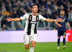 Buffon yahishuye uko Cristiano Ronaldo yasenye bikomeye Juventus