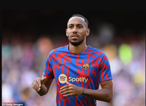 Abajura bateye Aubameyang baramukubita baranamwiba