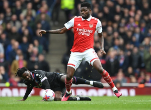 Thomas Partey yahaye urw'amenyo ikipe ya Manchester United 