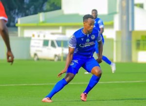 Rayon Sports yaguze umukinnyi wo hagati ufite ubuhanga butangaje,irekura umunyamahanga [YAVUGURUWE]
