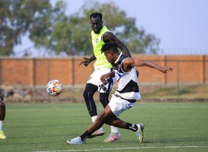 Impamvu umutoza wa APR FC adakinisha Shaiboub na Bindjeme ikomeje kunuganugwa