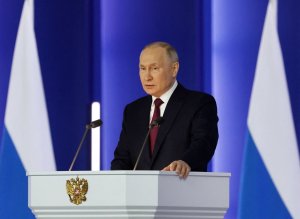 U Burusiya buracyifuza gukorana na Amerika mu kugenzura intwaro kirimbuzi