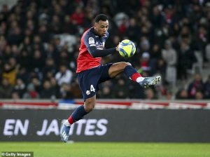 Arsenal yamaze kwambura myugariro Manchester United na Napoli